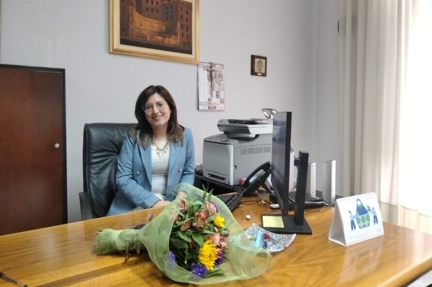 Al momento stai visualizzando Si è insediata stamani Loredana Patti, il nuovo Segretario generale del Comune di Caltagirone.