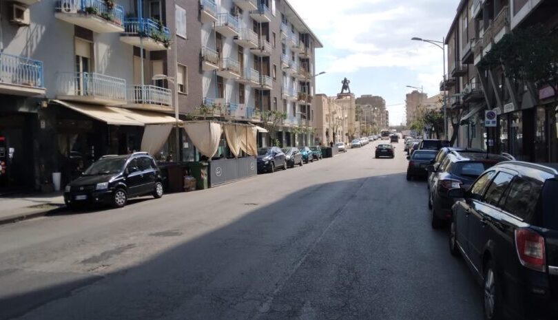 Al momento stai visualizzando Caltagirone, lavori di ripavimentazione e pulizia dei tombini in un lungo tratto del viale Principe Umberto: a causa del maltempo, conclusione venerdì 12 maggio