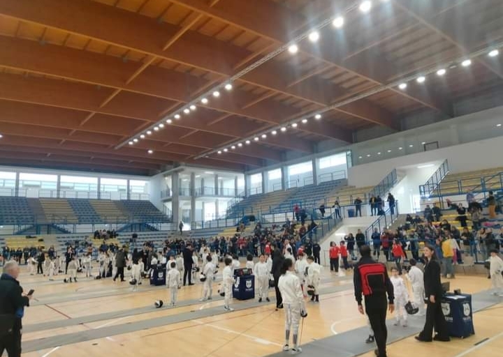 Scopri di più sull'articolo Caltagirone. Domenica 11 giugno, al Palasport “Don Pino Puglisi”, Festa regionale della scherma giovanile